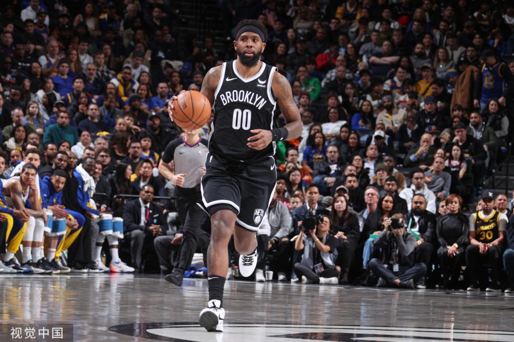 端均展现出 端均展现出